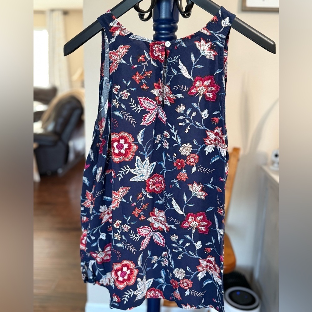 Old Navy Floral Sleeveless Keyhole Neckline Top, Size Large - Picture 6 of 8